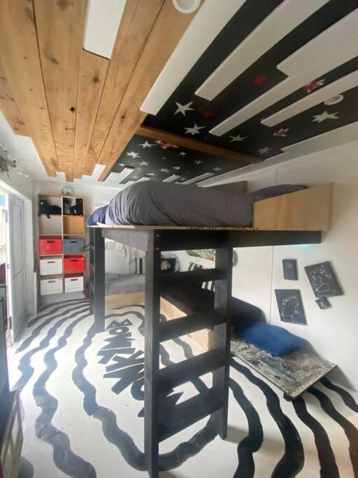 Electric Waihi Beach House - Family & Dog Friendly, Close To Beach, Pool Table, Outdoor Fire Room, Skate Ramp Bowentown Eksteriør bilde